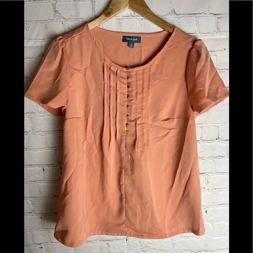 ModCloth Size Small Short Sleeve Blouse - Picture 2 of 10